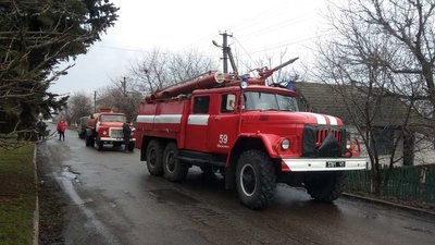 Внаслідок пожежі у будинку в селі Новопавлівка загинуло дві людини Внаслідок пожежі у будинку в селі Новопавлівка загинуло дві людини
