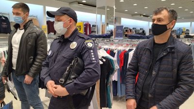 У Миколаєві перевірили дотримання протиепідемічних заходів у торговельно-розважальних центрі