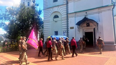 У Сумах провели в останню путь військового Миколу Дудченка