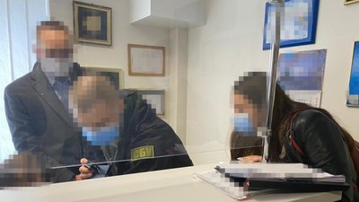 Вносили дані до "Дії". Правоохоронці викрили нову схему підробки ПЛР-тестів Вносили дані до "Дії". Правоохоронці викрили нову схему підробки ПЛР-тестів