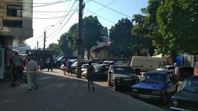 У Сумах заборонили стихійну торгівлю на Засумській. Де тепер придбати городину від селян У Сумах заборонили стихійну торгівлю на Засумській. Де тепер придбати городину від селян