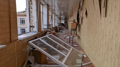 "Наша камера була єдина жіноча": історія директорки ліцею на Харківщині, яка провела 45 днів у полоні окупантів "Наша камера була єдина жіноча": історія директорки ліцею на Харківщині, яка провела 45 днів у полоні окупантів