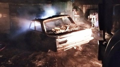 На Житомирщині протягом доби виникло три пожежі: на одній із них виявили тіло загиблого чоловіка На Житомирщині протягом доби виникло три пожежі: на одній із них виявили тіло загиблого чоловіка