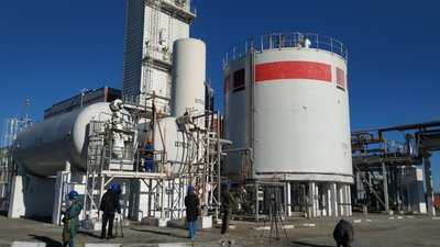 "Карпатнафтохім" щодня забезпечує лікарні області 14 тоннами кисню "Карпатнафтохім" щодня забезпечує лікарні області 14 тоннами кисню
