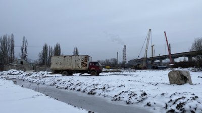 Відселення людей. Будівництво дороги до порту Відселення людей. Будівництво дороги до порту