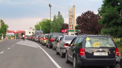 Україна не впускатиме автомобілі з Молдови на придністровських номерах. Що відомо