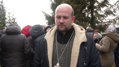 Перехід з УПЦ МП в ПЦУ: на Рівненщині релігійна громада провела збори. Що кажуть настоятель та парафіяни Перехід з УПЦ МП в ПЦУ: на Рівненщині релігійна громада провела збори. Що кажуть настоятель та парафіяни