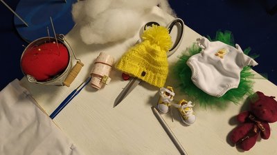 Тернополянка виготовляє тканинні ляльки за портретами людей