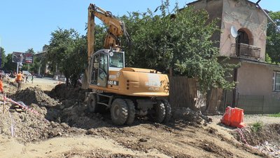 Об'єднання бульварів у Франківську. На місці викопали два котловани