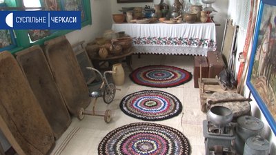 Хобі з душею: на Черкащині у занедбаній хаті створили музей