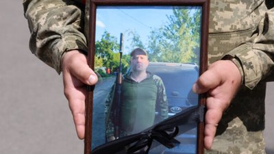 Загиблий на Донеччині лучанин Віталій Колесник Загиблий на Донеччині лучанин Віталій Колесник