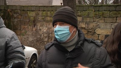 "Впаде і все, будинку кінець": в Одесі люди протестували проти будівництва 4-поверхівки "Впаде і все, будинку кінець": в Одесі люди протестували проти будівництва 4-поверхівки