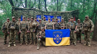 Олександр Сирський із захисниками