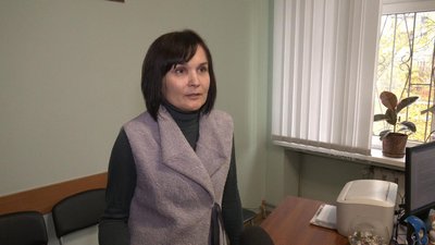 Виселяють з гуртожитку: переселенка з Краматорська скаржиться, що може залишитись без житла у Сумах Виселяють з гуртожитку: переселенка з Краматорська скаржиться, що може залишитись без житла у Сумах