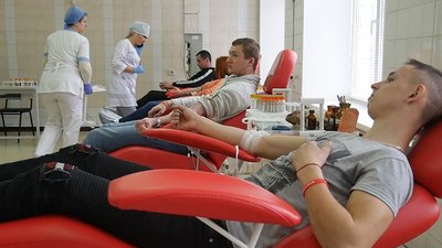 "Запасів достатньо". В Одеській обласній станції переливання крові приймають донорів