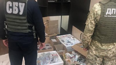 На Сумщині контрабандисти переправляли ліки і тютюн з Росії - СБУ