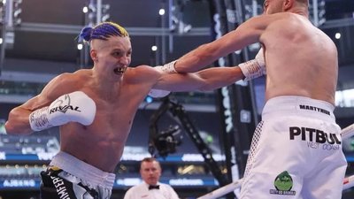 Український боксер Лапін здобув шосту перемогу у кар'єрі в бою андеркарду Усик - Джошуа 2
