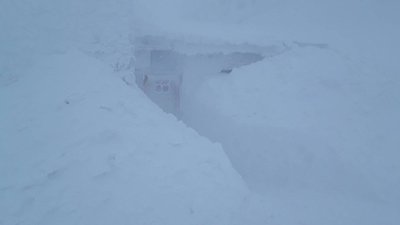 Синоптики попереджають про значну сніголавинну небезпеку в Карпатах Синоптики попереджають про значну сніголавинну небезпеку в Карпатах