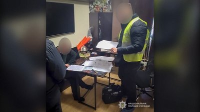 Вручення підозри директор ТОВ у Сумах
