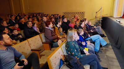 Глядачі вистави у Львові Глядачі вистави у Львові