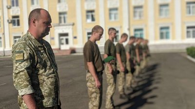 Закарпатські прикордонники взяли участь у вшануванні пам'яті загиблих героїв Закарпатські прикордонники взяли участь у вшануванні пам'яті загиблих героїв