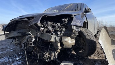 У Харкові водій у стані сп'яніння ігнорував патрульних та заїхав на гараж: фото У Харкові водій у стані сп'яніння ігнорував патрульних та заїхав на гараж: фото