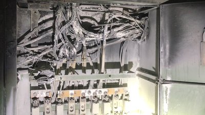 У львівському ліцеї через пожежу евакуювали дітей та персонал У львівському ліцеї через пожежу евакуювали дітей та персонал