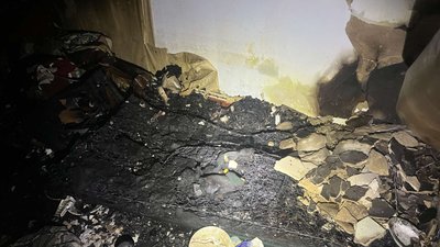 На Житомирщині у власній квартирі на пожежі загинув чоловік На Житомирщині у власній квартирі на пожежі загинув чоловік