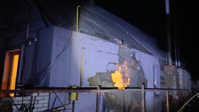 наслідки влучання, золочів, пошкоджений будинок