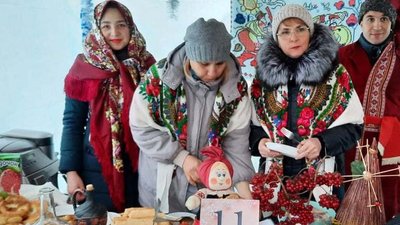 У Херсоні провели благодійний ярмарок, щоб допомогти дітям з інтернату У Херсоні провели благодійний ярмарок, щоб допомогти дітям з інтернату