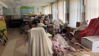 Заклади культури готуються до відкриття: волонтерам необхідно вивезти речі Заклади культури готуються до відкриття: волонтерам необхідно вивезти речі