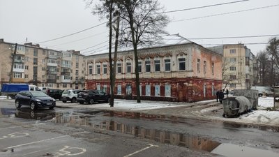 У Полтаві зроблять хостел в історичній будівлі вечірньої школи: подробиці У Полтаві зроблять хостел в історичній будівлі вечірньої школи: подробиці