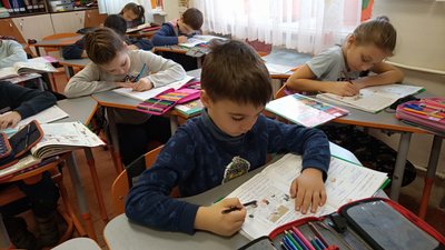 Понад 30 тисяч учнів Закарпаття навчаються дистанційно через поширення COVID-19 Понад 30 тисяч учнів Закарпаття навчаються дистанційно через поширення COVID-19