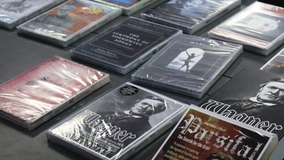 Тоні Палмер, фільми, волинська наукова бібліотека