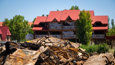 Ракетні удари по Затоці на Одещині залишили без світла 800 родин, електропостачання відновили