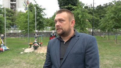 У Житомирі попрощалися з десантниками, які загинули у боях на Херсонщині У Житомирі попрощалися з десантниками, які загинули у боях на Херсонщині
