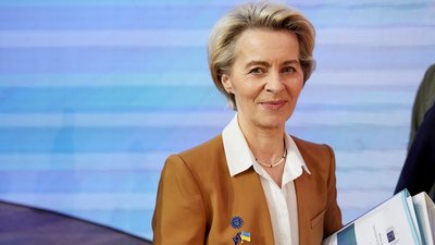 "Kelecekte çoq ağır iş olacaq, amma ilk adımlarnı yaptıq" — ABdeki Ukraina ve Rusiye içün tribunal aqqında fon der Lâyen
