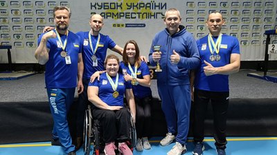 Сум'яни везуть "до дому" медалі з кубку України з параармреслінгу