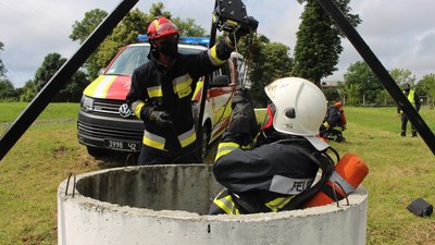 Рятувальники Рівненщини провели планові тренування: для чого це потрібно Рятувальники Рівненщини провели планові тренування: для чого це потрібно