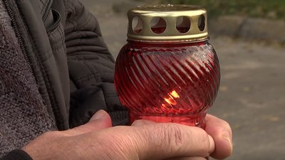 У Херсоні вшанували загиблих під час Голодоморів в Україні У Херсоні вшанували загиблих під час Голодоморів в Україні