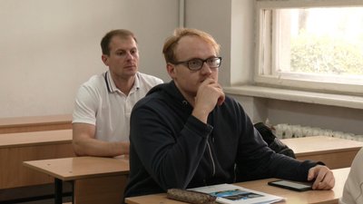 Студенти з Польщі: попереду — Кароль Онишкевич, позаду — Даніель Яблонській