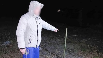 У Чернівцях чоловік запустив феєрверки — на нього склали протокол та вручили повістку