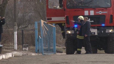 На Черкащині ліцеїсти відпрацьовували дії під час пожежі На Черкащині ліцеїсти відпрацьовували дії під час пожежі