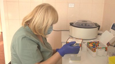 На Хмельниччині зростає захворюваність на COVID. Чи виявили у хворих "Омікрон"