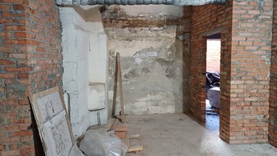 У дитячій поліклініці Полтави облаштовують укриття У дитячій поліклініці Полтави облаштовують укриття