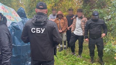 Запобіжний захід обрав суд ужгородцю та киянину за сприяння в переправленні нелегалів за кордон