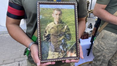 Артему Виноградову з Полтави, який загинув на війні, було 22 роки Артему Виноградову з Полтави, який загинув на війні, було 22 роки