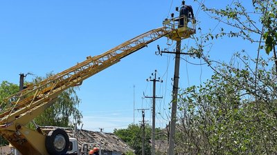 Обстріли на Миколаївщині. Війська РФ завдали чотири ракетні удари по Баштанці Обстріли на Миколаївщині. Війська РФ завдали чотири ракетні удари по Баштанці