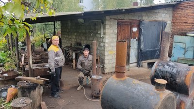 Пів тисячі печей-буржуйок для військових планують виготовити працівники комунальних підприємств Житомира Пів тисячі печей-буржуйок для військових планують виготовити працівники комунальних підприємств Житомира