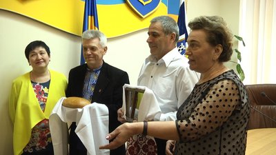 Житомиряни Тетяна та Петро Прохорчук одружилися 26 березня, як і планували до війни Житомиряни Тетяна та Петро Прохорчук одружилися 26 березня, як і планували до війни